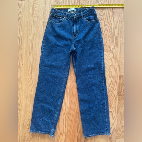 Women’s Curve Love High Rise 90s Relaxes Jean - Picture 1 of 4